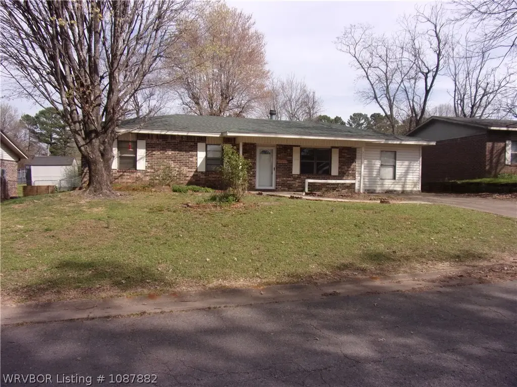205 S 30th Street, Ozark, AR 72949 - #1