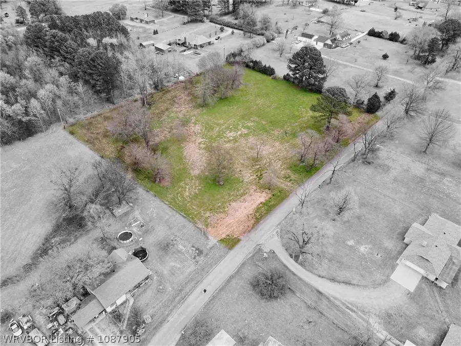 1114 Richmond Road, Van Buren, AR 72956 - #2