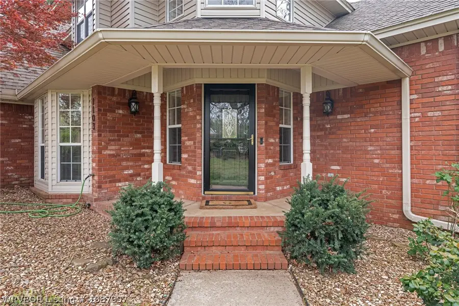 1103 Fir Drive, Van Buren, AR 72956 - #3