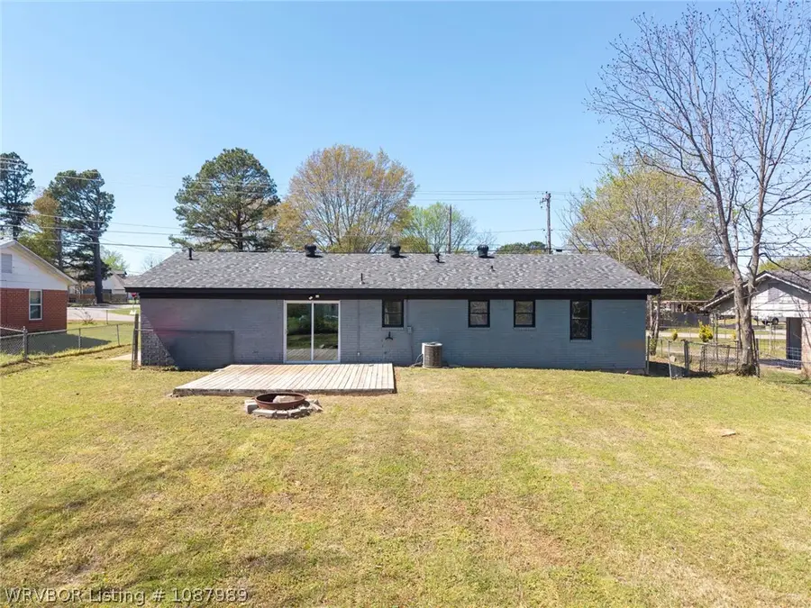 904 22nd Street, Barling, AR 72923 - #2