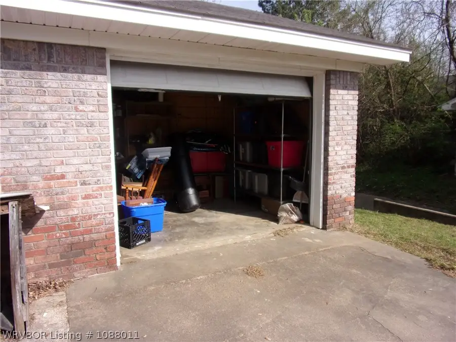 410 N 9th Street, Ozark, AR 72949 - #2