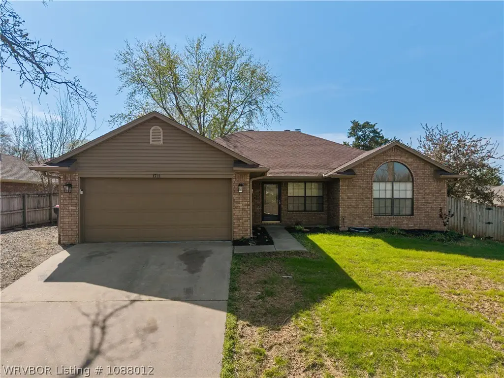 1711 Somerset Way, Van Buren, AR 72956 - #1