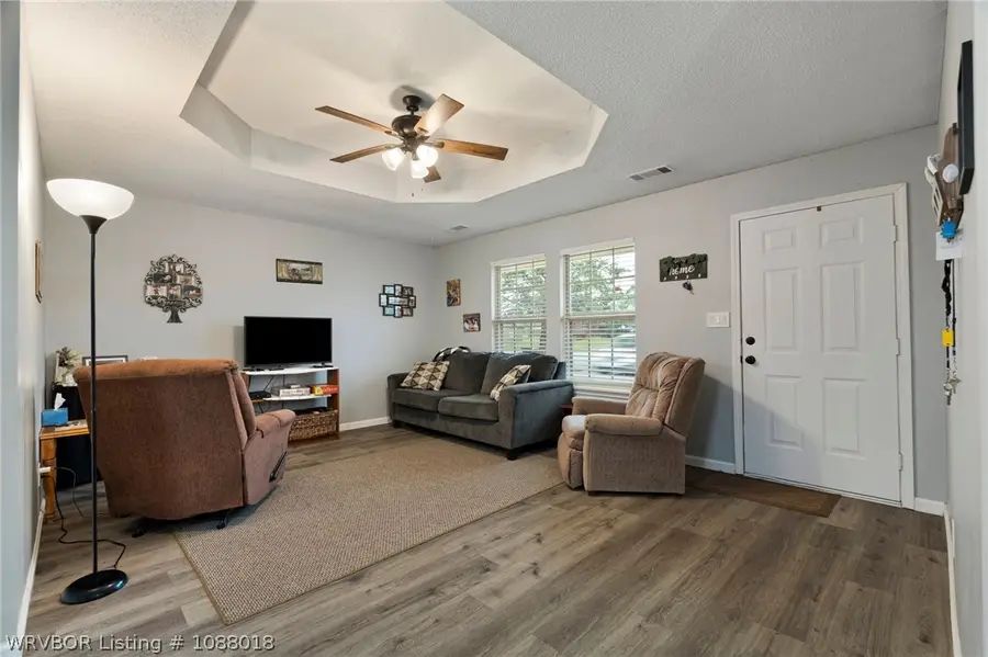 2205 Diamond Circle, Van Buren, AR 72956 - #3