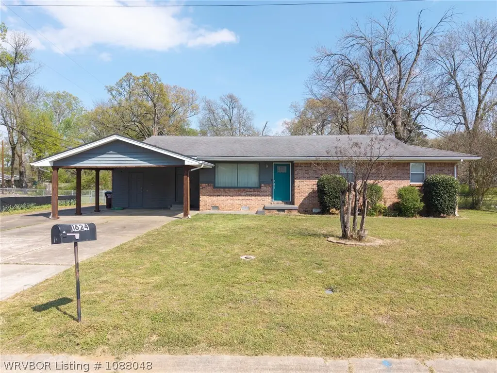 1624 N 52nd Street, Fort Smith, AR 72904 - #1