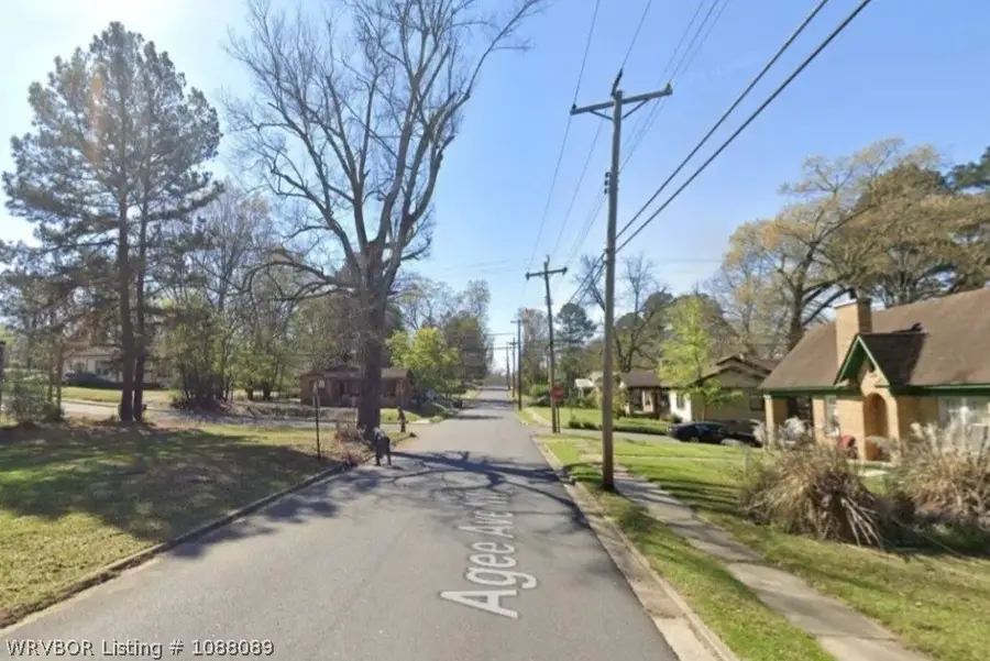 407 NW Agee Avenue, Camden, AR 71701 - #3