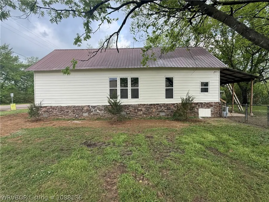104 W Howard Street, Mansfield, AR 72944 - #3