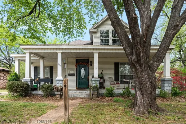 1215 Baldwin Street, Van Buren, AR 72956