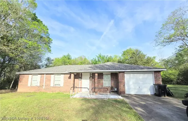 107 Ellis Loop, Pocola, OK 74902