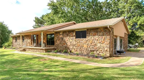 103861 Us Highway 59, Sallisaw, OK 74955