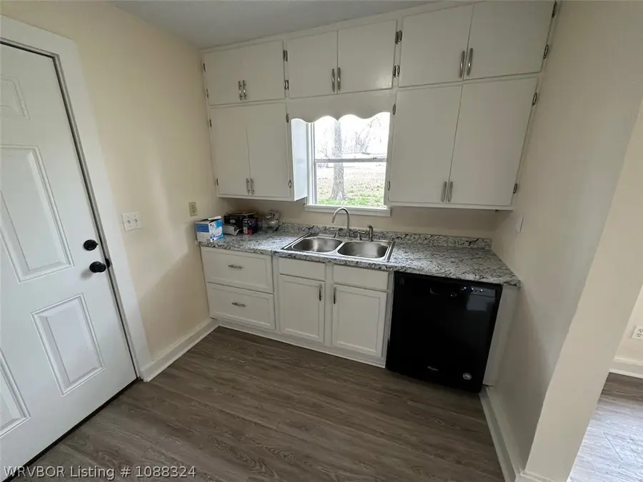 705 Louisiana Avenue, Panama, OK 74951 - #3