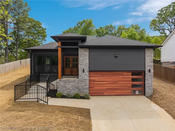 3704 Glen Flora Way, Fort Smith, AR 72908