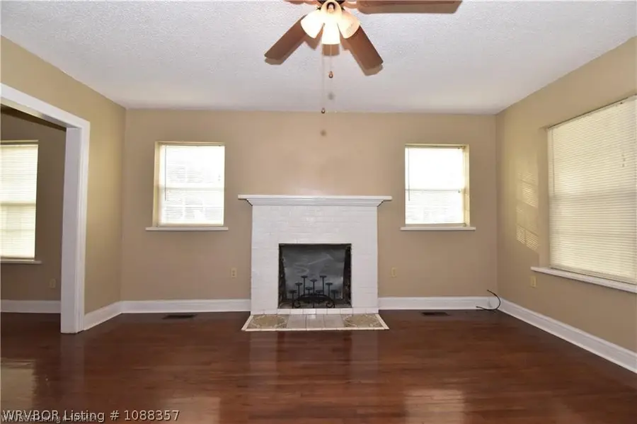 280 W 4th Street, Booneville, AR 72927 - #3