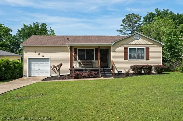 1605 S Independence Street, Fort Smith, AR 72901