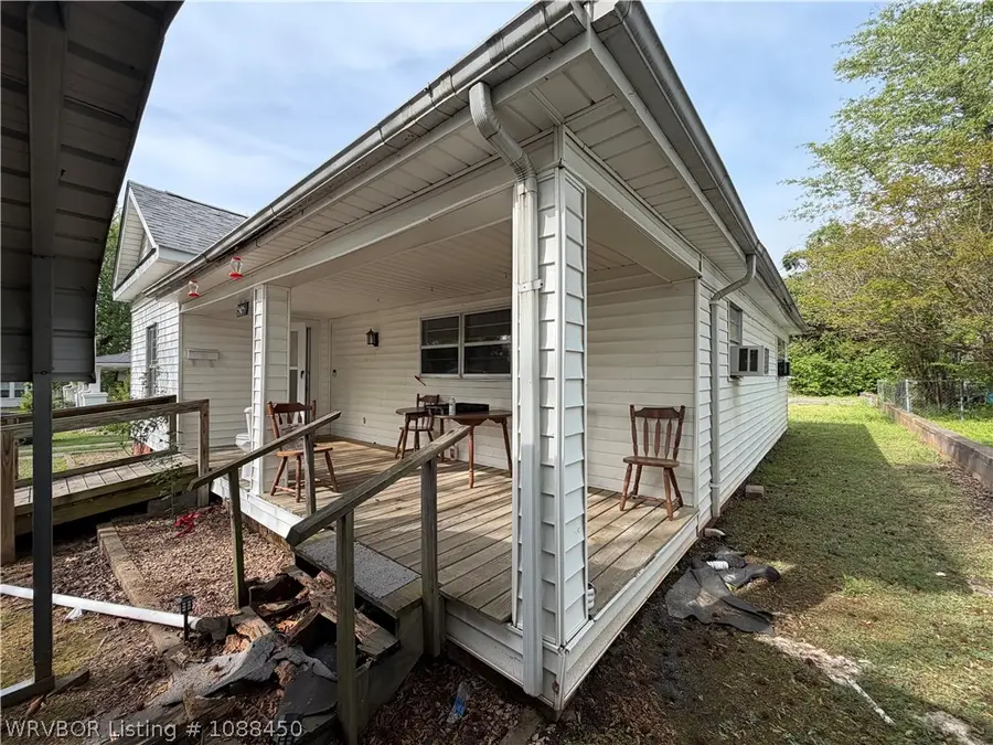 505 Ward Avenue, Poteau, OK 74953 - #3