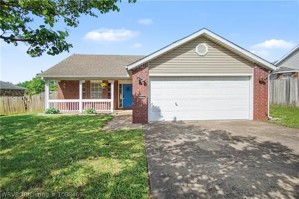 1175 Oleander Lane, Fayetteville, AR 72704