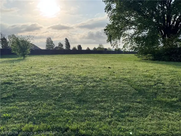 12524 Jim Brooks Road, Farmington, AR 72730