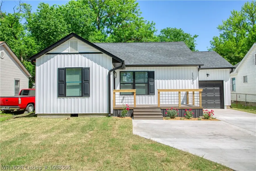 1220 N 37 Street, Fort Smith, AR 72904 - #2