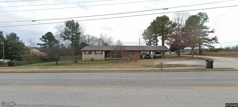 883 E Don Tyson Parkway, Springdale, AR 72764 - #1