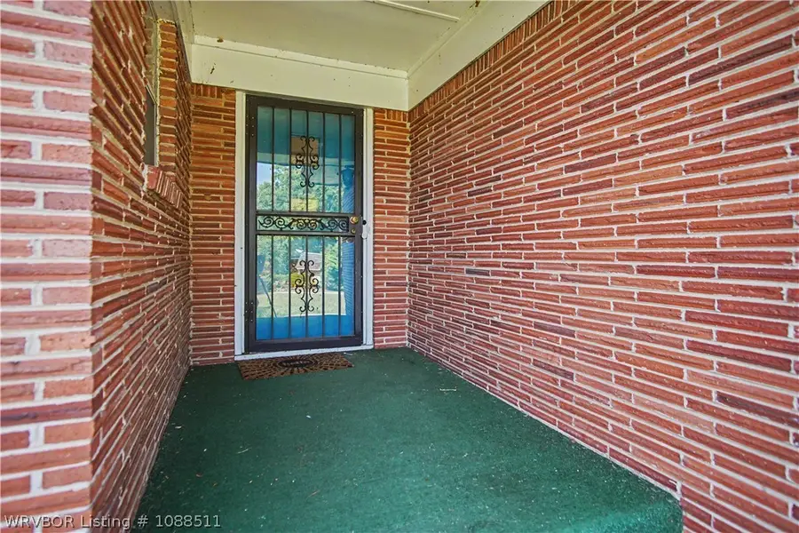 5820 Chippewa, Fort Smith, AR 72904 - #3