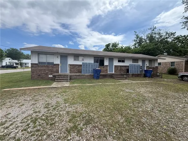 7800, 7801, 7916, 8000 Thayer Drive, Fort Smith, AR 72908