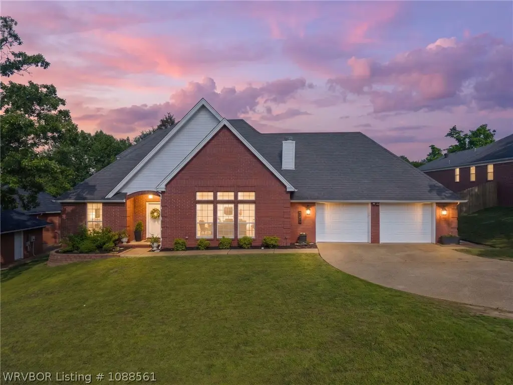 1606 Valley View Street, Van Buren, AR 72956 - #1