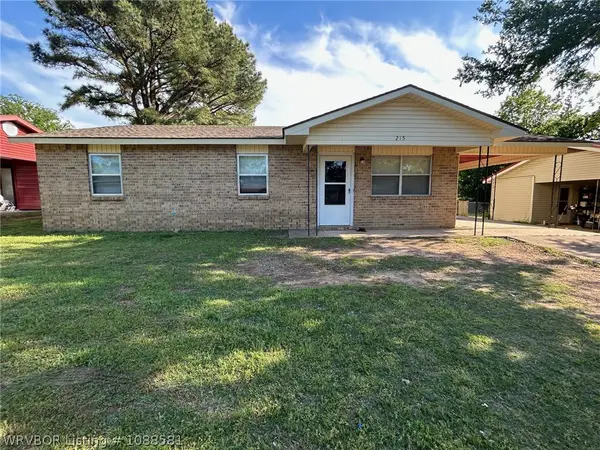 215 Farris Avenue, Pocola, OK 74902