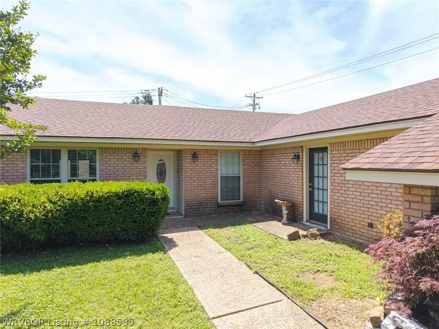 2800 Kendall Avenue, Fort Smith, AR 72918 - #2