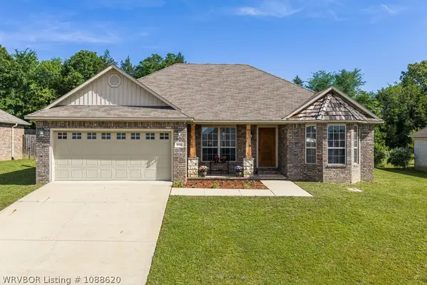 198 Pine Street, Greenwood, AR 72936