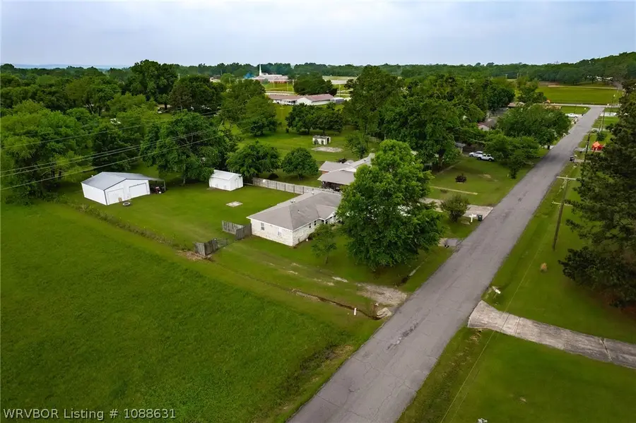 616 Sequoyah Drive, Sallisaw, OK 74955 - #3