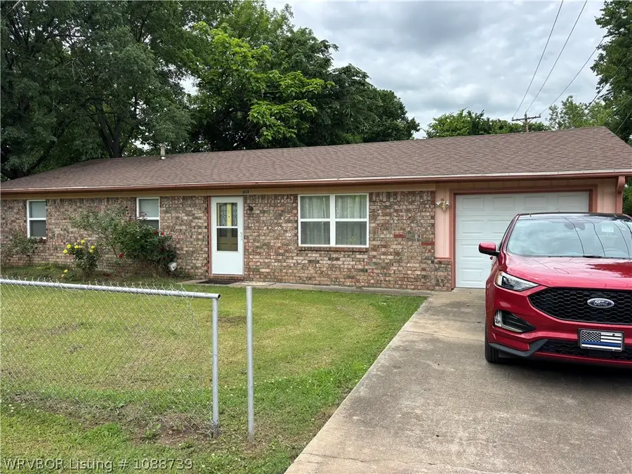 904 S Witte Street, Poteau, OK 74953 - #3