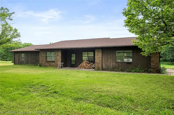 11360 N Highway 348, Mountainburg, AR 72946
