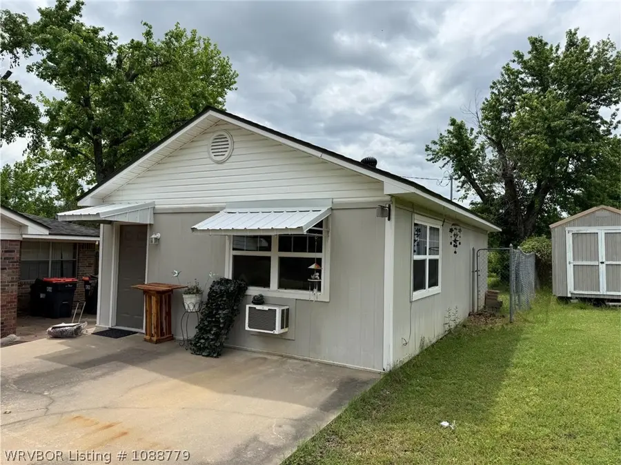 217 S Hester Cut Road, Greenwood, AR 72936 - #3