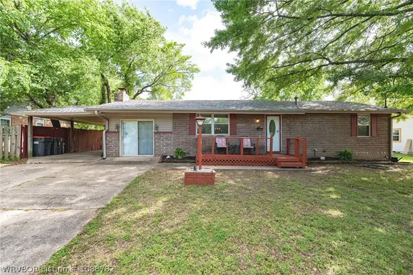 604 Cartwright Street, Van Buren, AR 72956