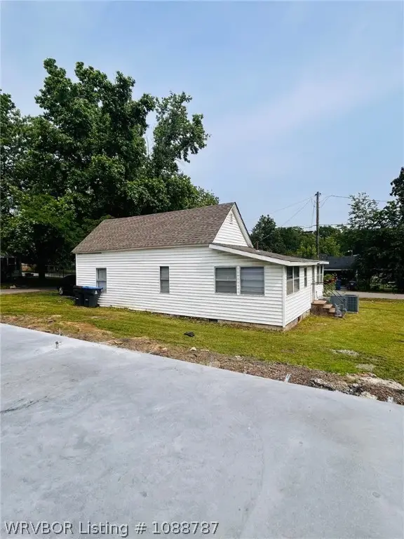 1122 N 45th Street, Fort Smith, AR 72904 - #3