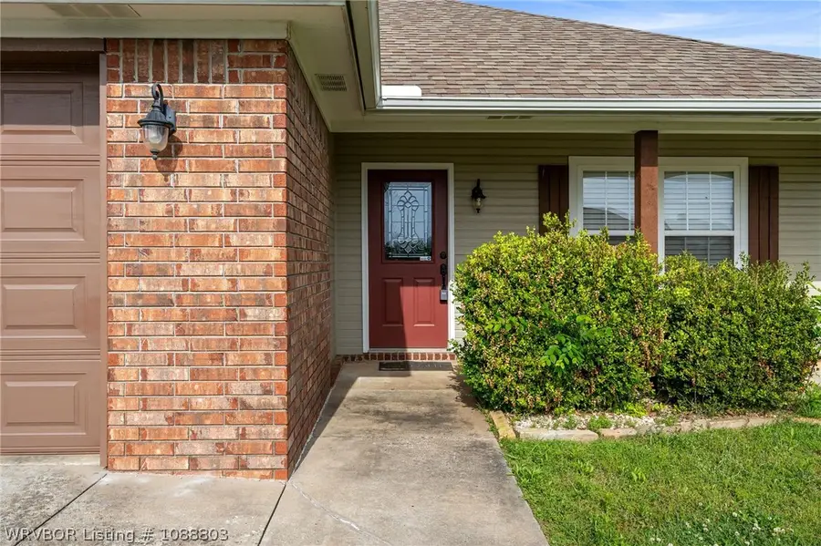 100 Stone Drive, Roland, OK 74954 - #2