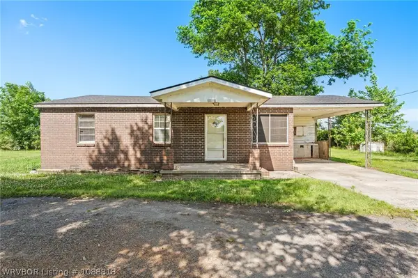 1909 N Davis Street, Lavaca, AR 72941