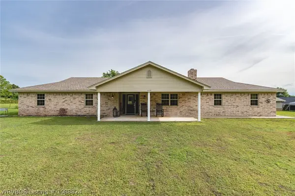 1115 Richmond Road, Van Buren, AR 72956