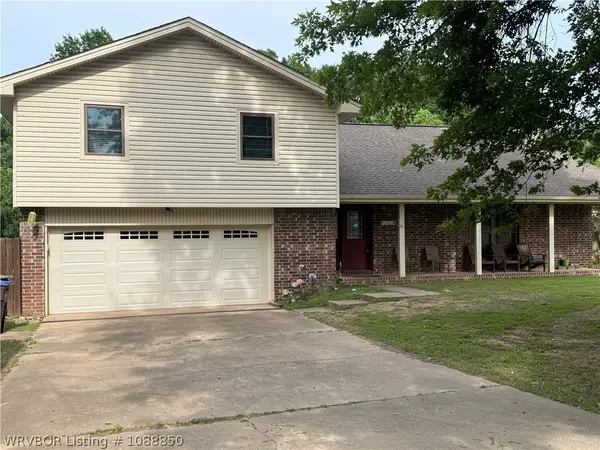 2801 S 97th Circle, Fort Smith, AR 72903