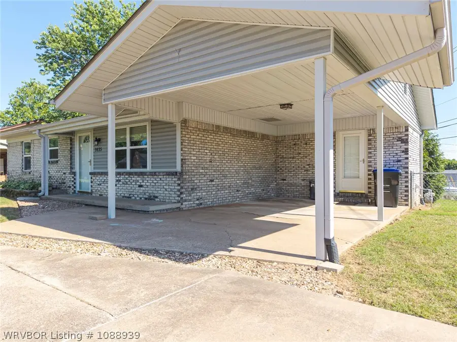 1035 Church Street, Alma, AR 72921 - #2
