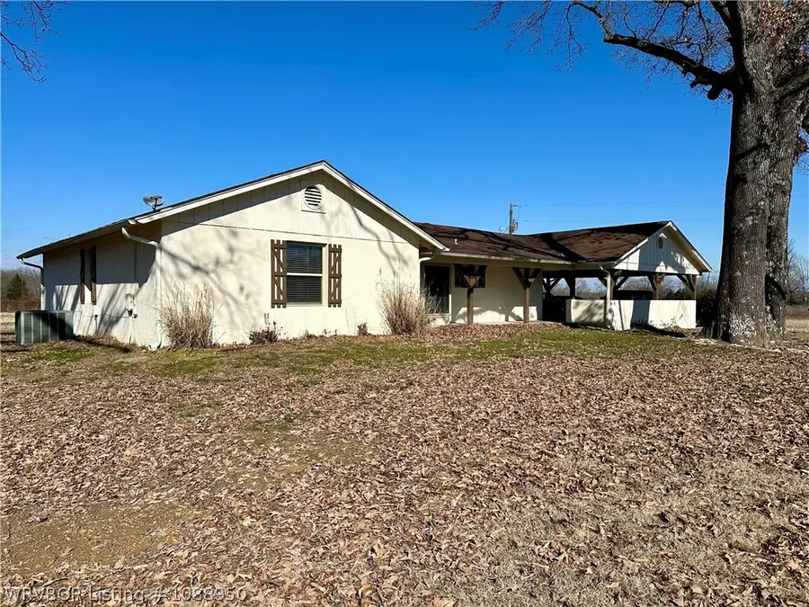 6910 Military Road, Lavaca, AR 72941 - #2