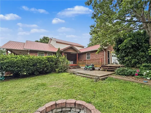16564 Crowder Lane, Lead Hill, AR 72644