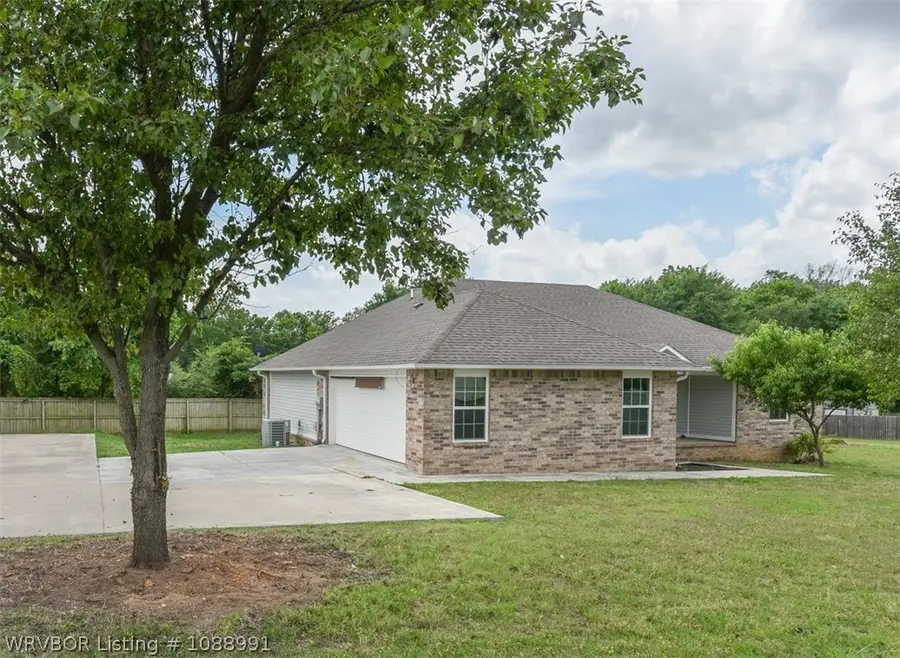 102 Leann Drive, Roland, OK 74954 - #2