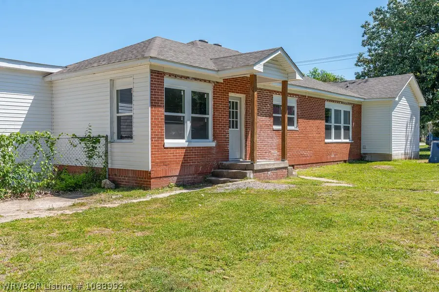 1328 S Bluff Avenue, Fort Smith, AR 72901 - #2