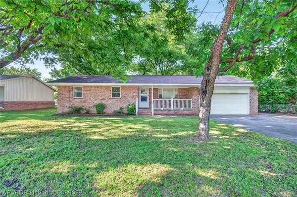 520 E El Paso Street, Greenwood, AR 72936
