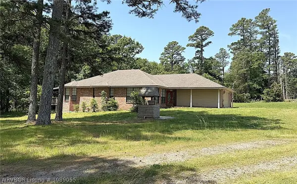 16841 N Highway 215, Mountainburg, AR 72946