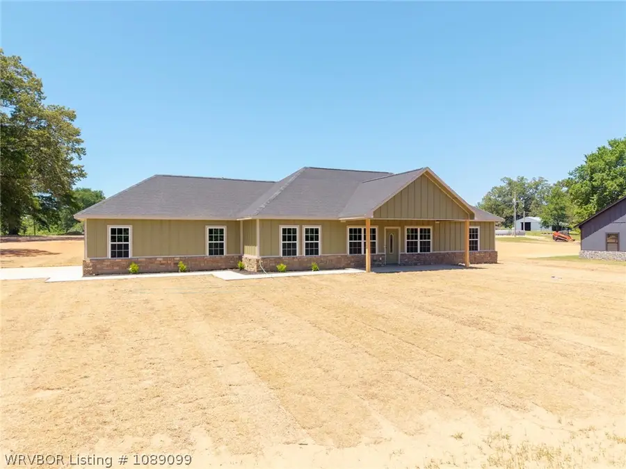 18490 Chloe Layne Road, Spiro, OK 74959 - #2