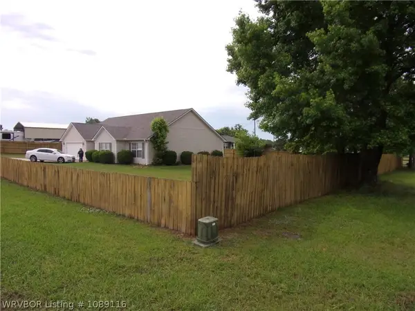 2929 Hatties Lane, Ozark, AR 72949