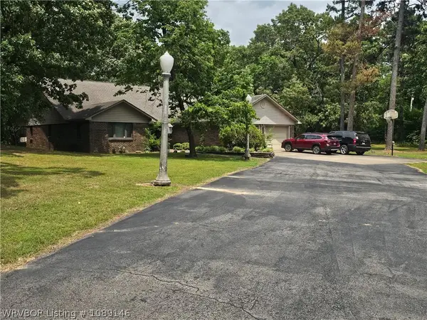150 Kern Lane, Paris, AR 72855