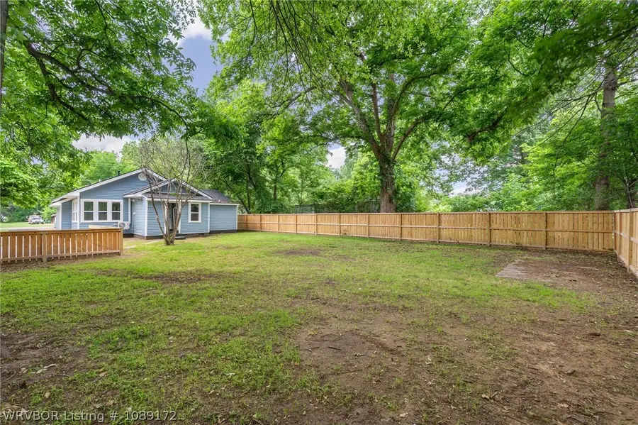 508 E Creek Avenue, Sallisaw, OK 74955 - #3