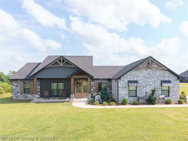 2215 Deepwood Drive, Alma, AR 72921